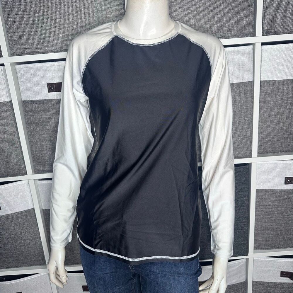Oxide Long Sleeve Rash Guard Size Medium